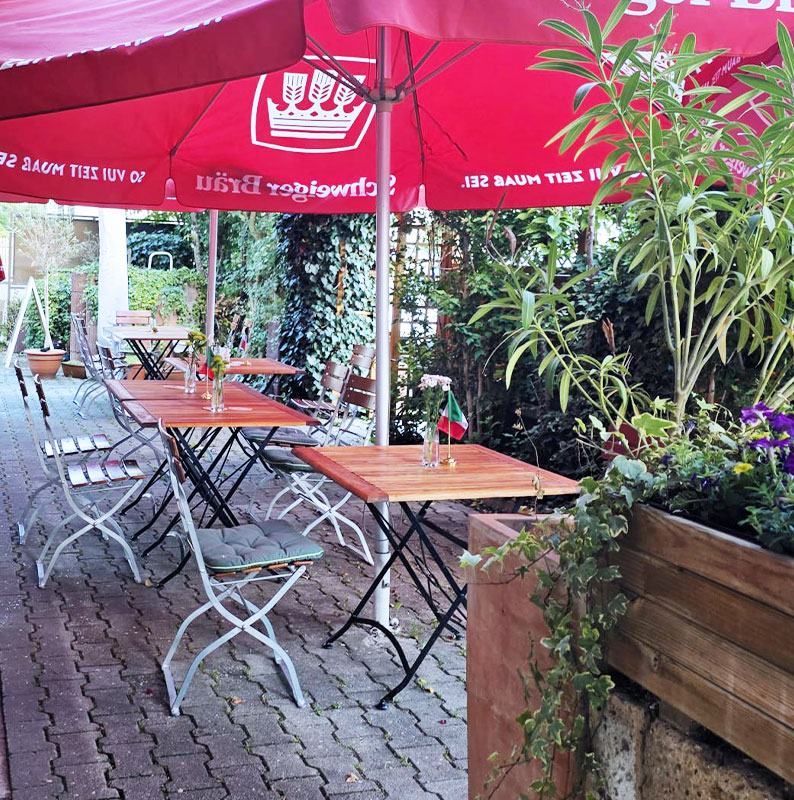 laBere-Restaurant-biergarten